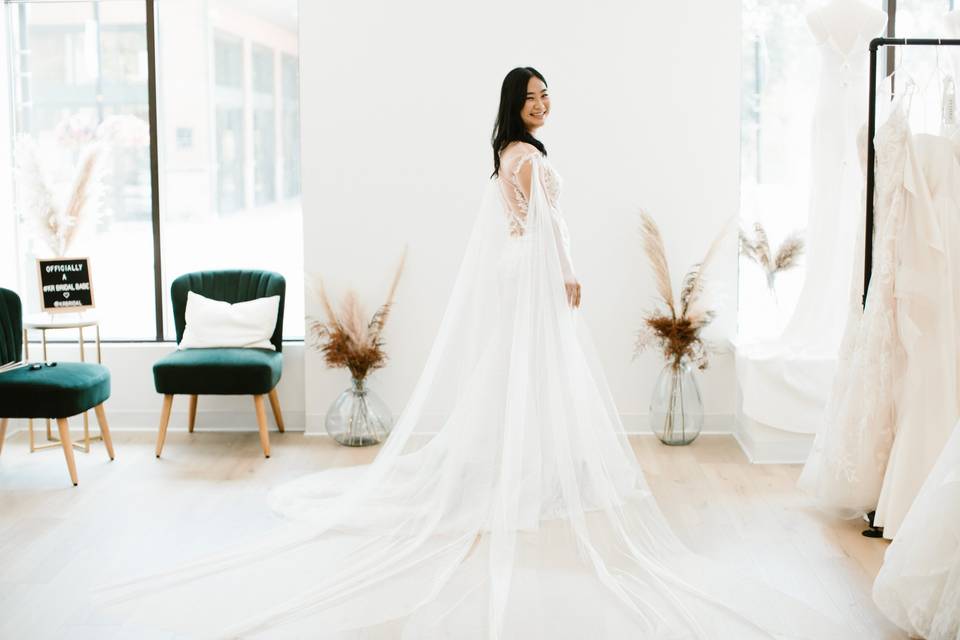 Wedding dress alterations : r/Tailors