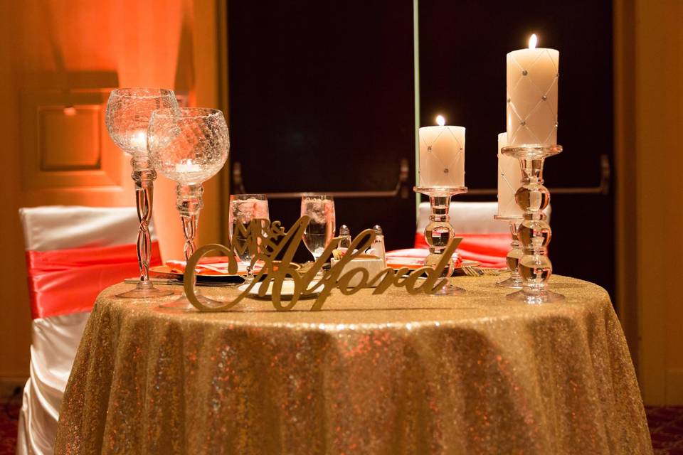 Sweetheart table