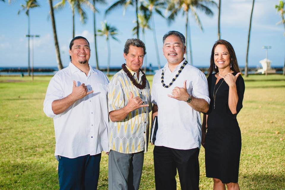 Marry You in Hawaii Officiants