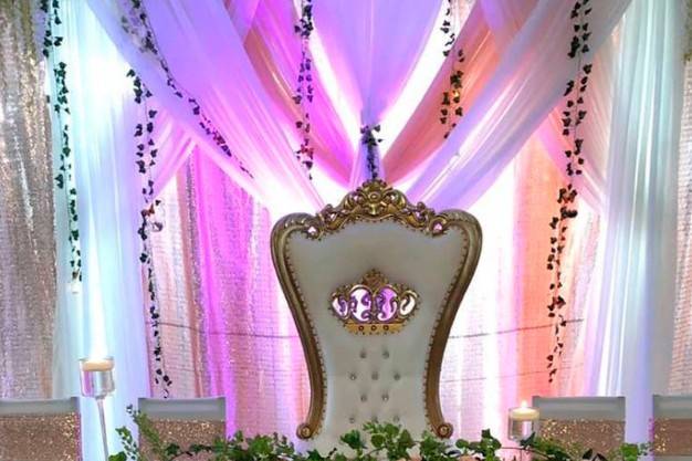 Head table decor