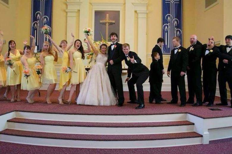 Couple with bridesmaid and groomsmen