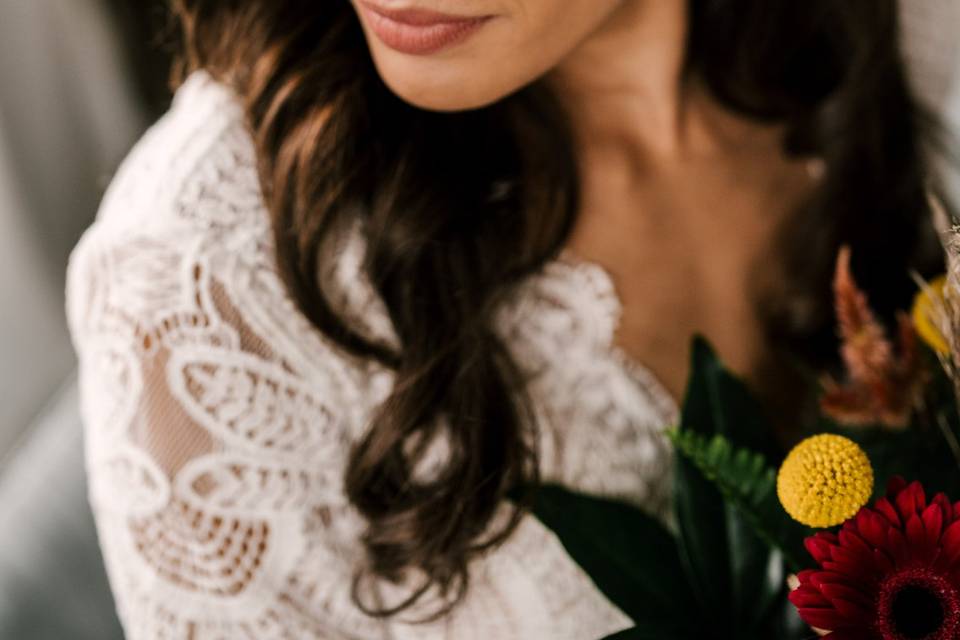 Soft glam bridal makeup with l