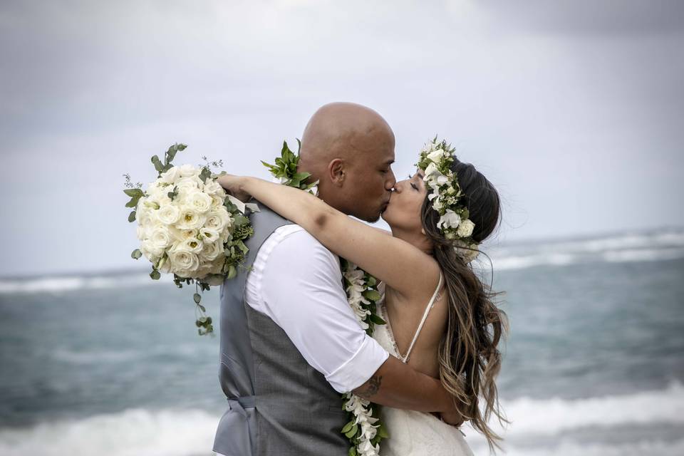 Love Roams - Videography - Honolulu, HI - WeddingWire