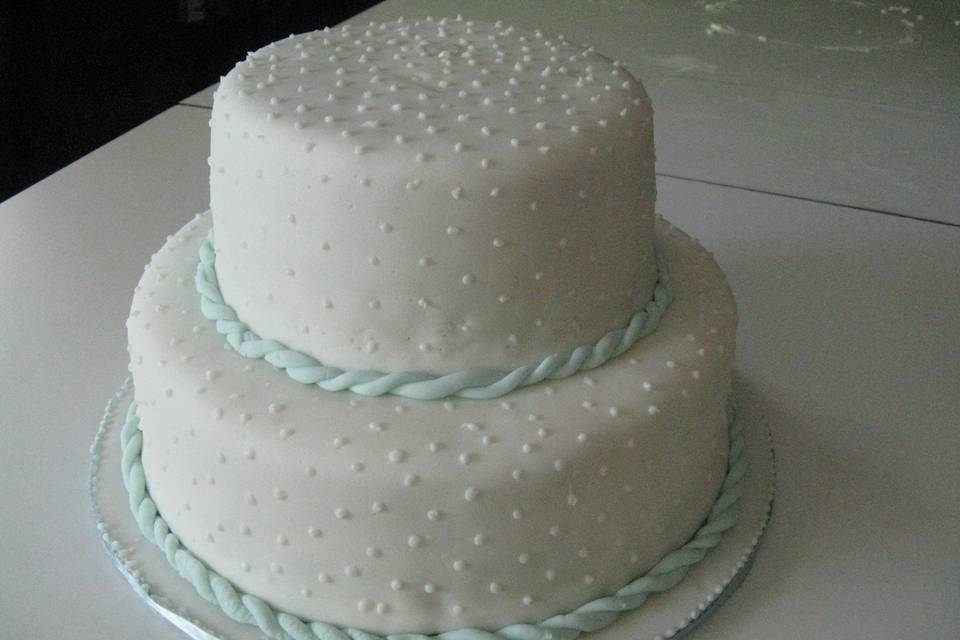 Wedding Cakes by Betty