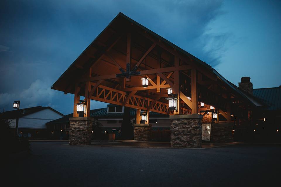 Lodge-Main Entrance-Dusk