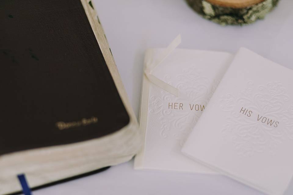 Vow books