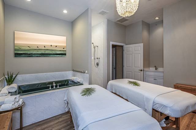 Couples room