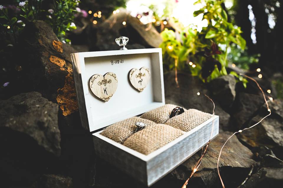Handmade ring box