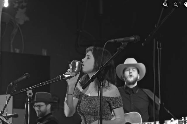 Solo vocalist