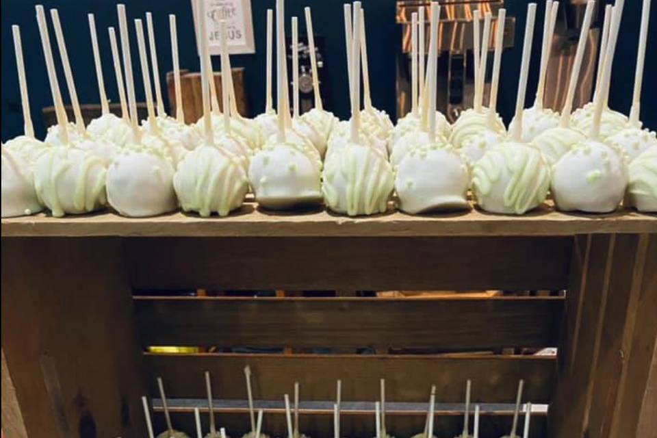 Dessert Bar- Cake pops