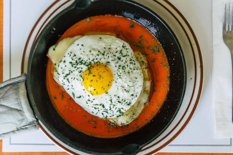 Brunch skillet with egg