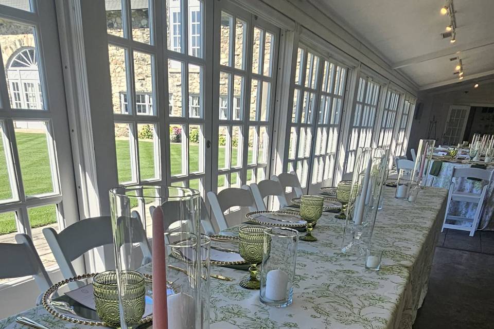 Final touches on head table