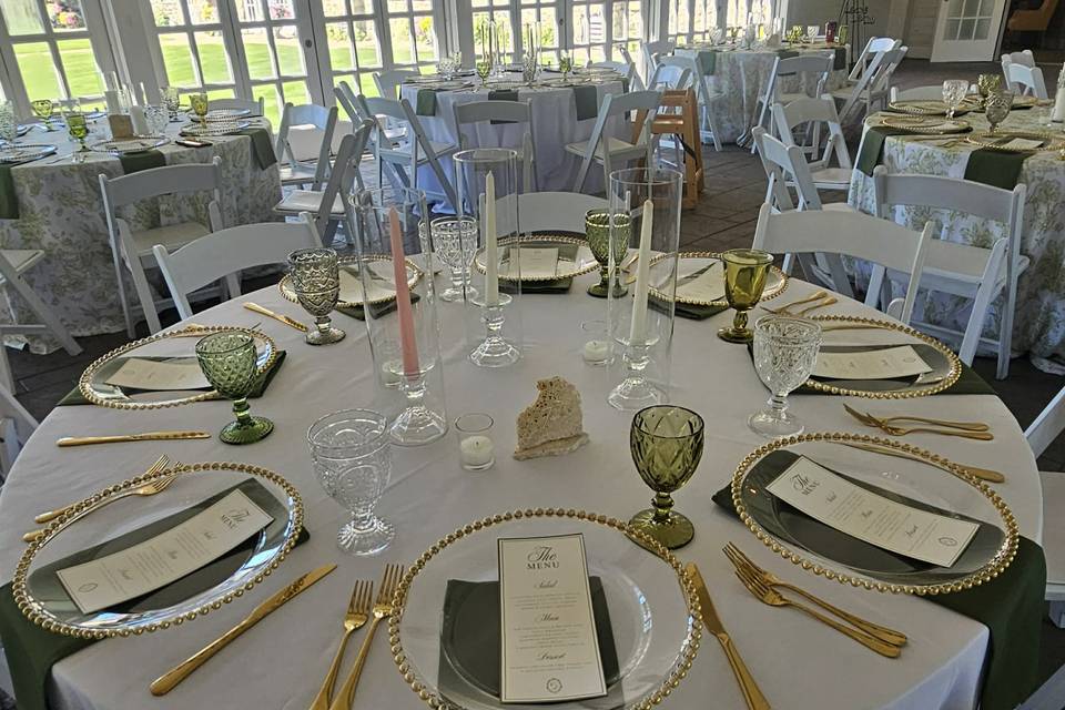 Guest table set up