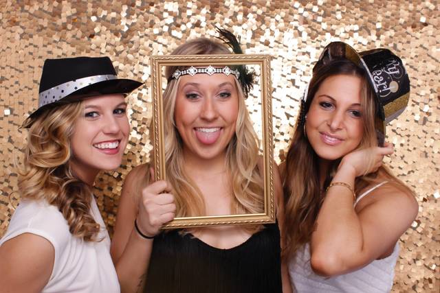 Mashbooths Modern Photo Booths Rentals