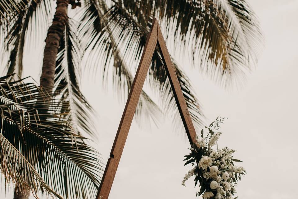 Ceremony arch