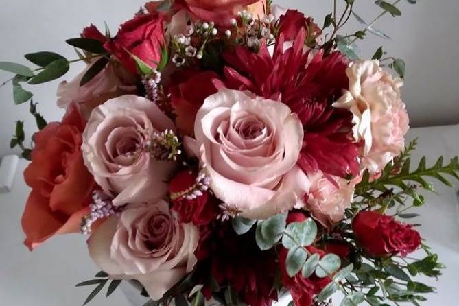 Rose arrangement