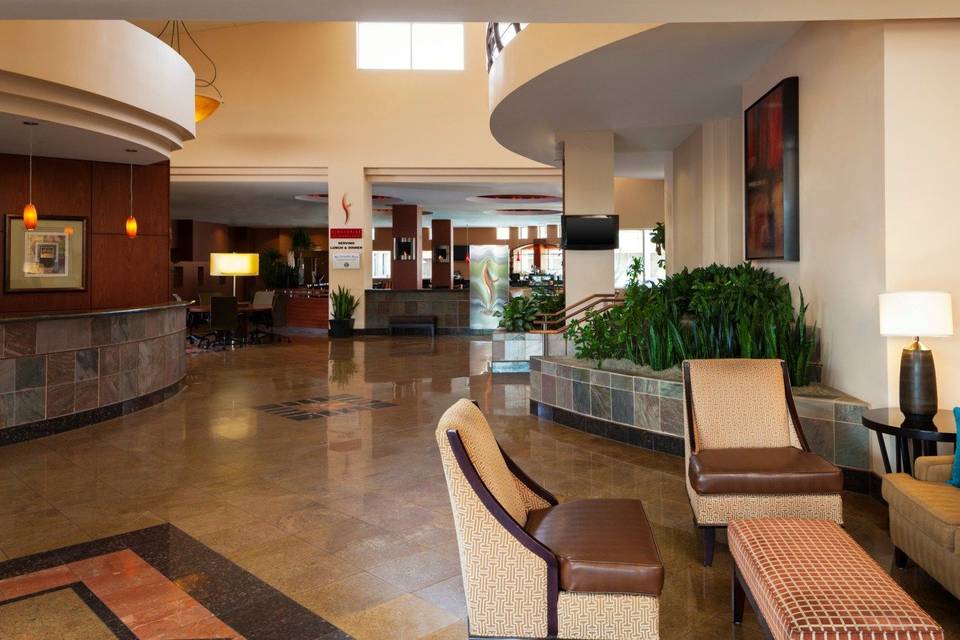 Sheraton Phoenix Airport Hotel Tempe Lobby