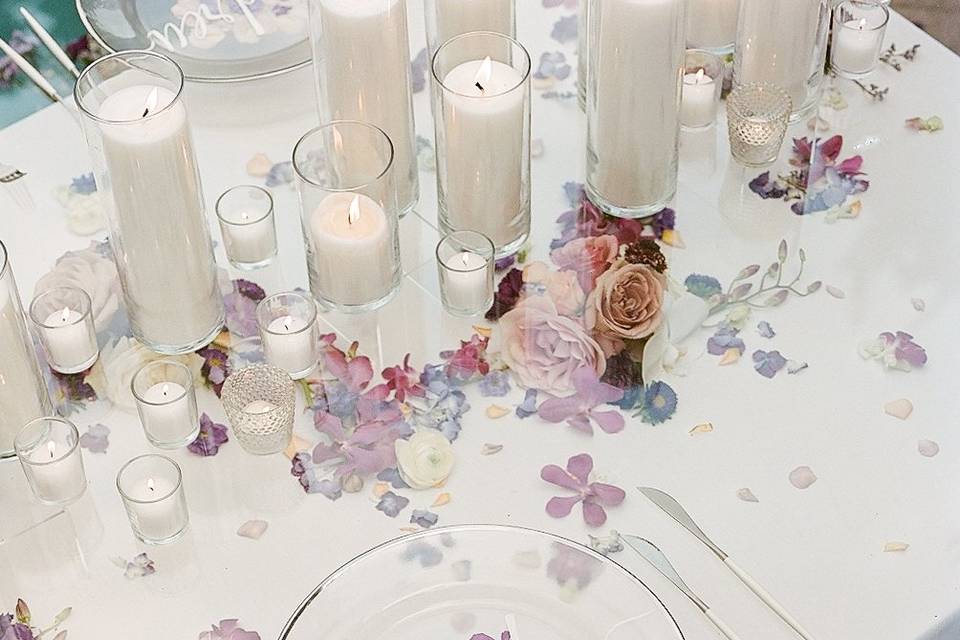 Floating Tablescape