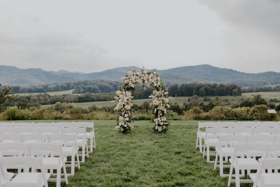 Pi[pin Hill Wedding