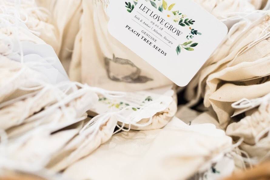 Creamy wedding invitations | Sydney bruton photography