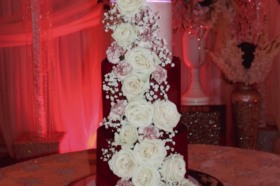 Cascading Roses with Cake Prop