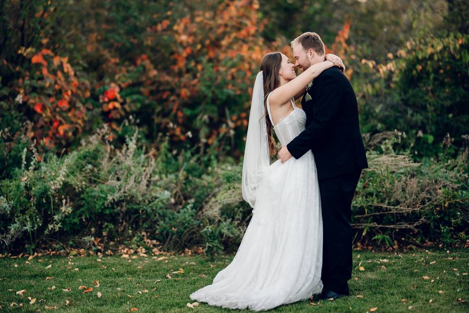 52 PINES COUPLE