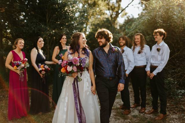 1970s wedding with jewel tones