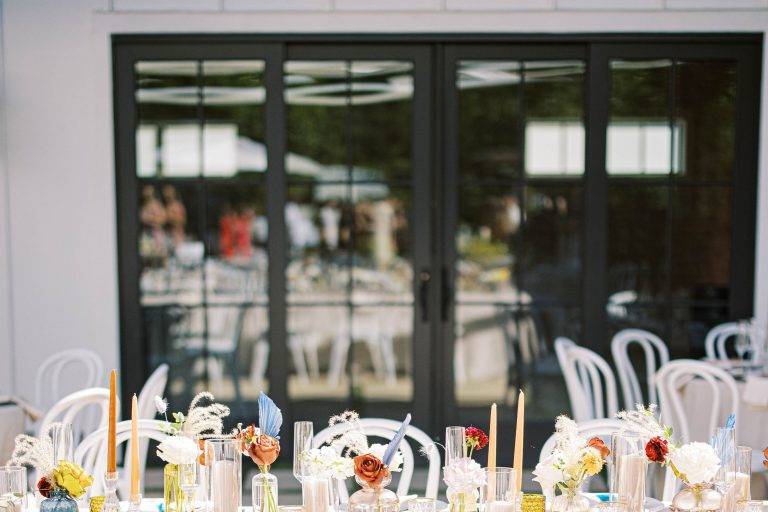 Modern wedding table