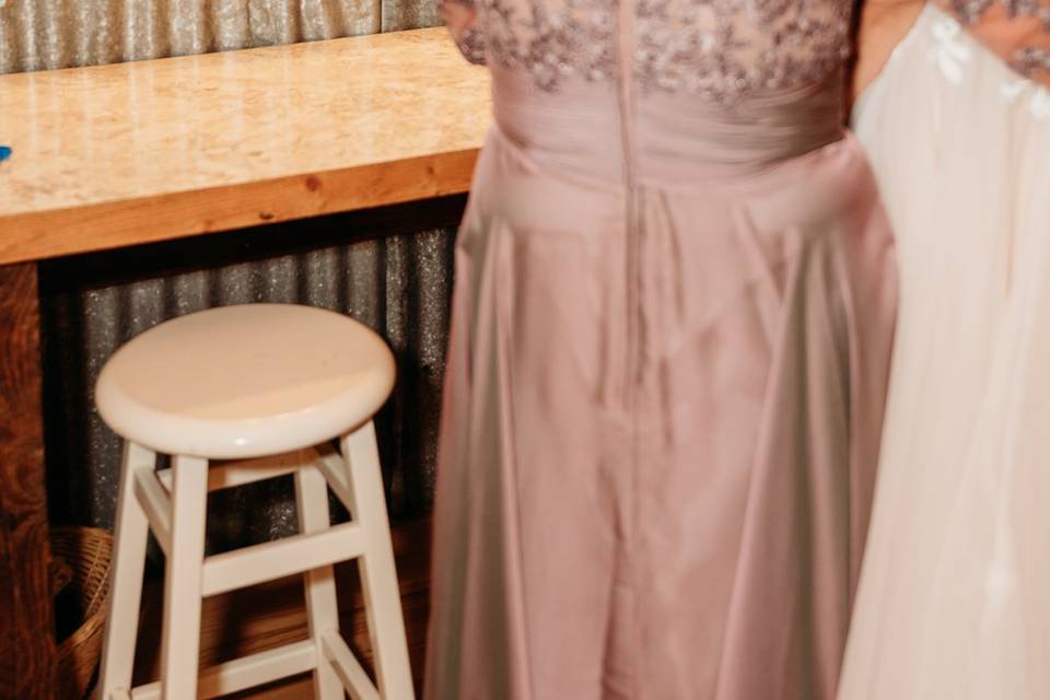 Mom and bride moment