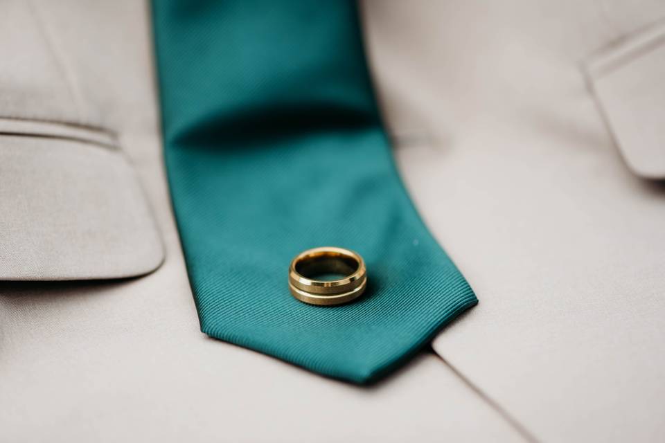 Mens details