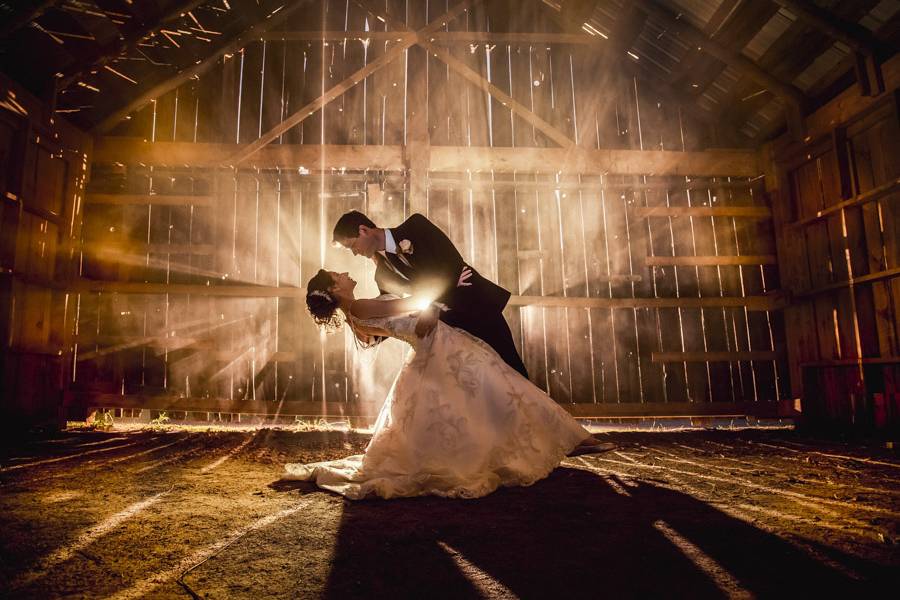 Barn wedding special lighting