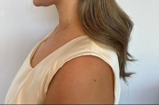 Hair+makeup.