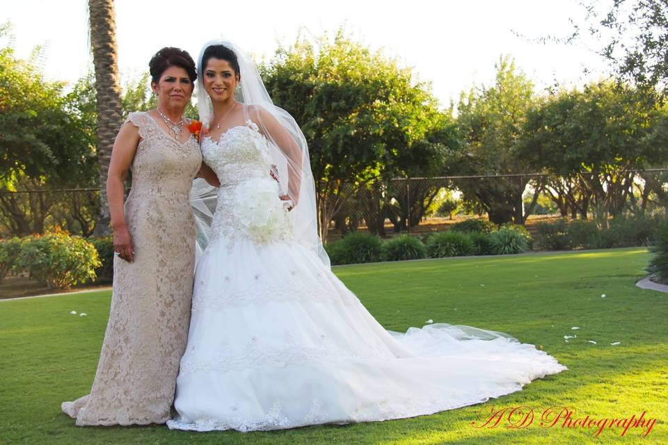 Sincerity Bridal 44276V What's Up Europe! Visalia CA 93291