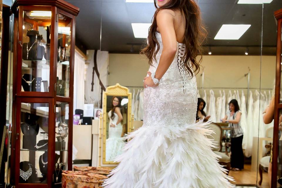 Sincerity Bridal 44276V What's Up Europe! Visalia CA 93291