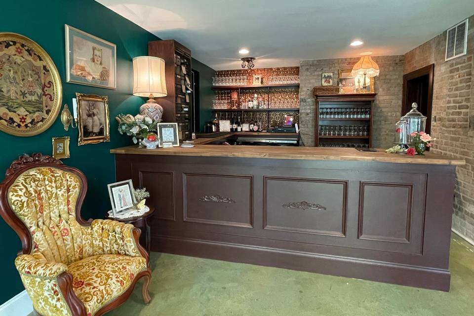 Main Bar