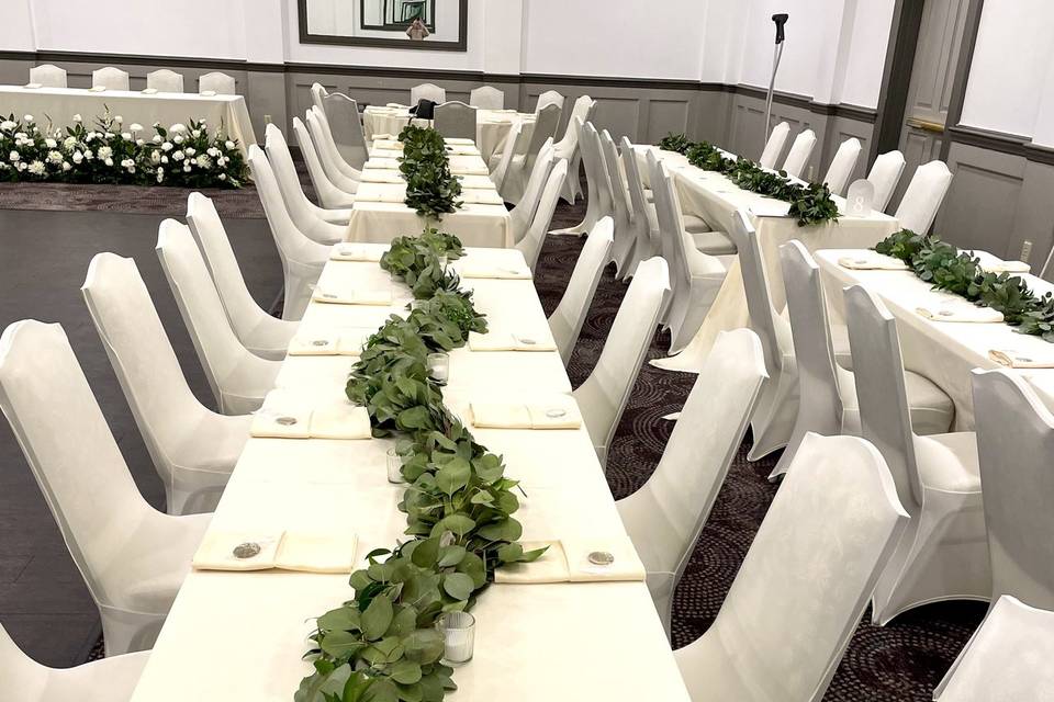 Garland centerpieces