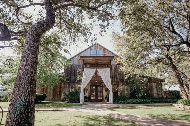 Vista West Ranch Barn Entrance