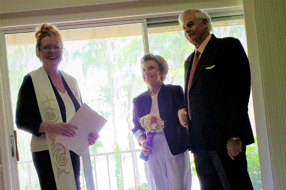 Tampa Bay Guides Wedding Officiant