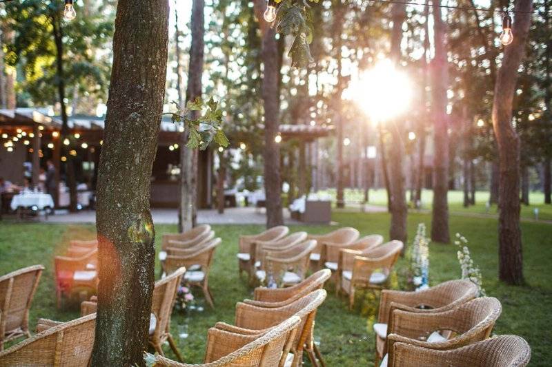 Outdoor wedding seating