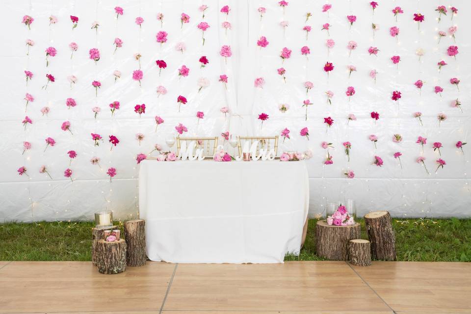 Top Table with flower wall