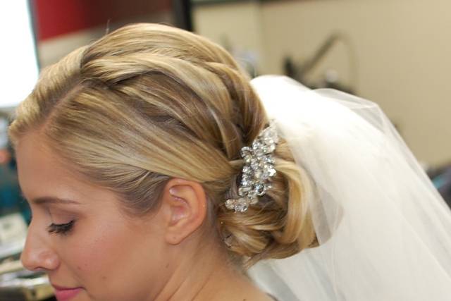 Lavish Salon