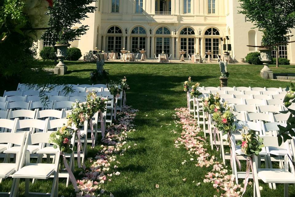 Outdoor wedding set up