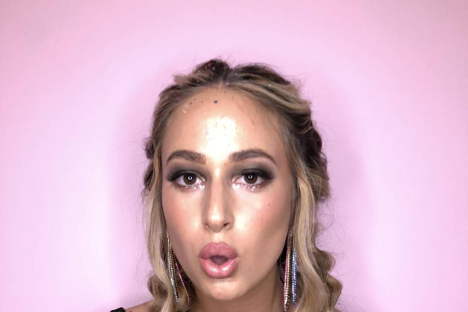 Soft pink lips