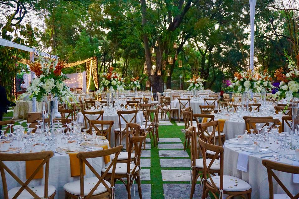 Botanical/Garden-Tuscan Theme