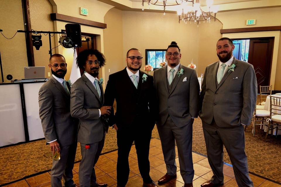 Orlando Grooms Men