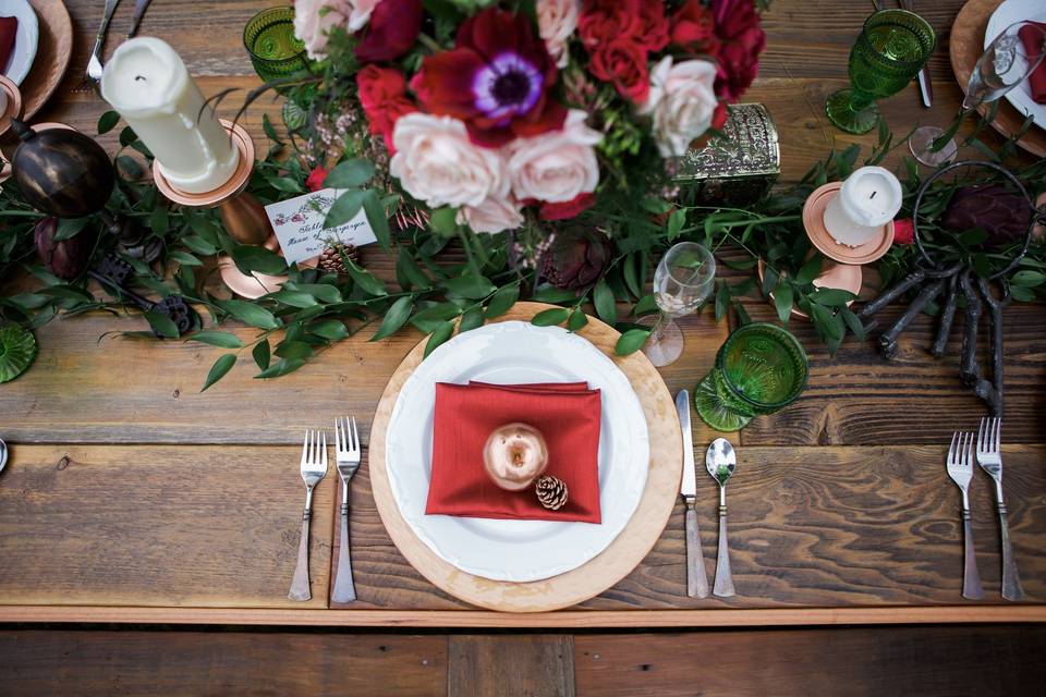 Simple tablescape