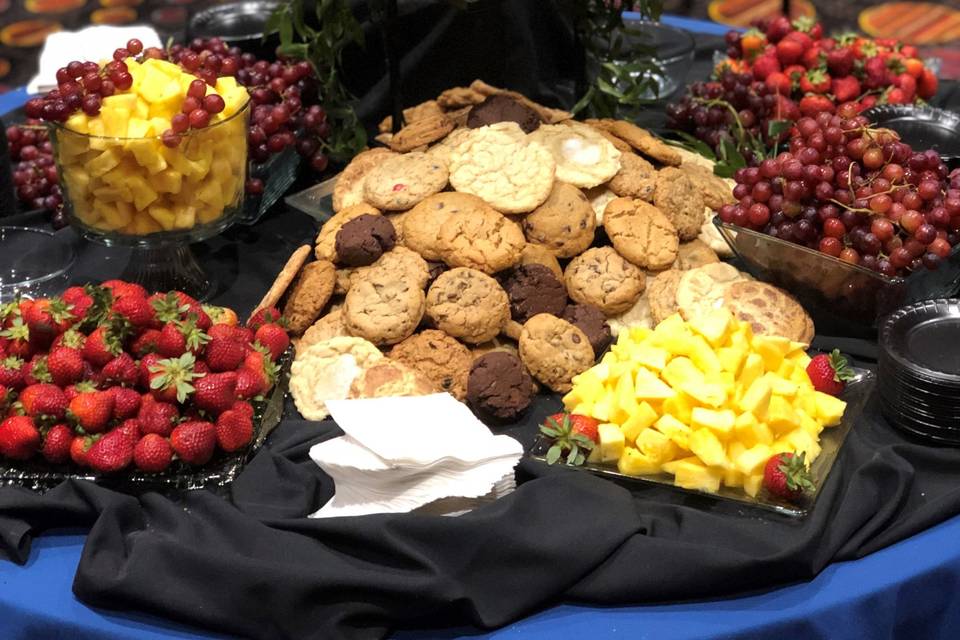 Fruit & cookie Display