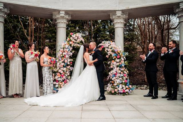 By New Pace Weddings