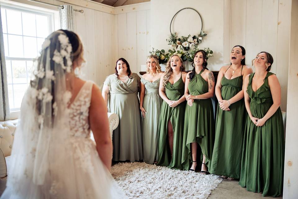 By New Pace Weddings