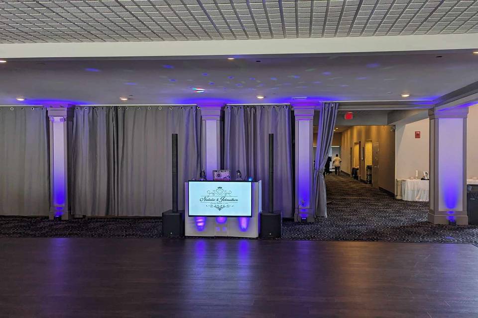 Uplighting, dj booth monogram